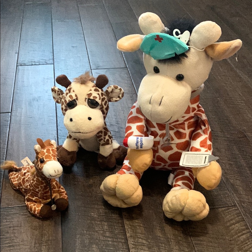 Giraffe Plush Toy Set - Brown
